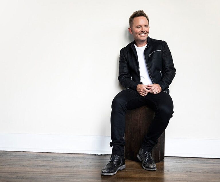 Chris Tomlin and Wife Lauren Welcome Daughter Elle Grace