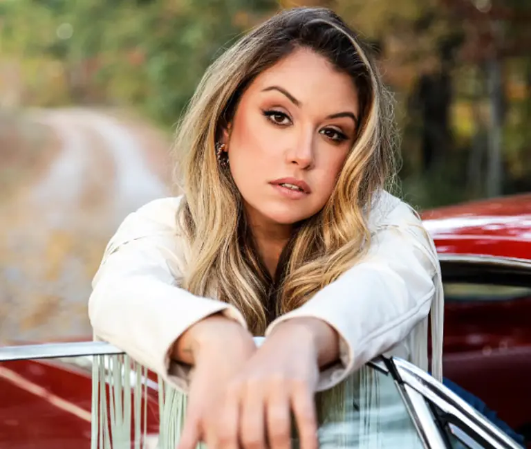 Alexandra Kay Reveals Plans For Her First FullLength Album in 2023
