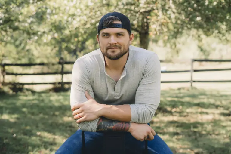 Brandon Davis Announces Headlining Hey Baby Tour
