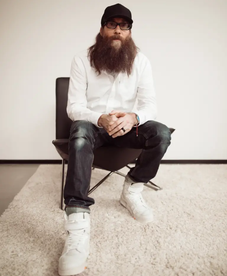 Crowder Praises TobyMac Ahead of Nashville Stop on Hits Deep Tour