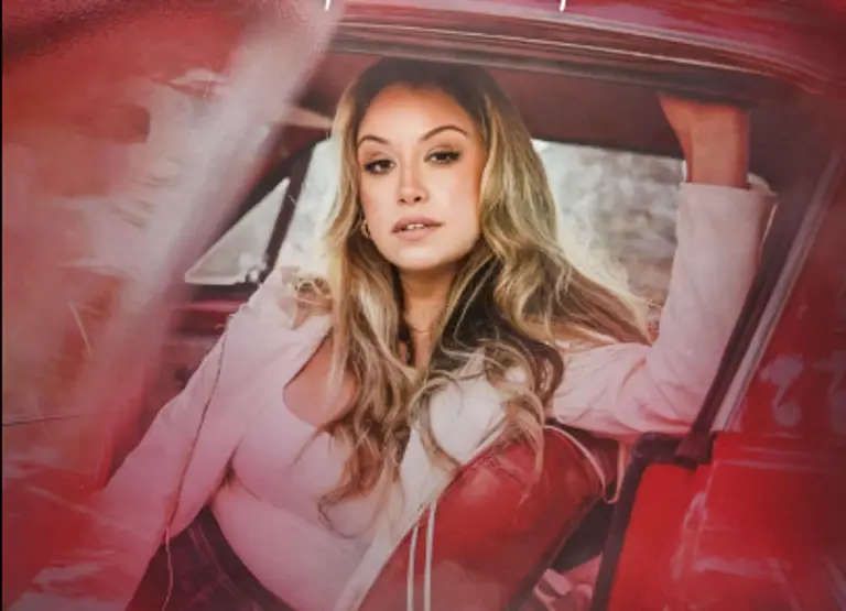 Alexandra Kay Announces Headlining Australian Tour
