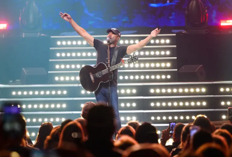 Darius Rucker Announces Starting Fires Tour
