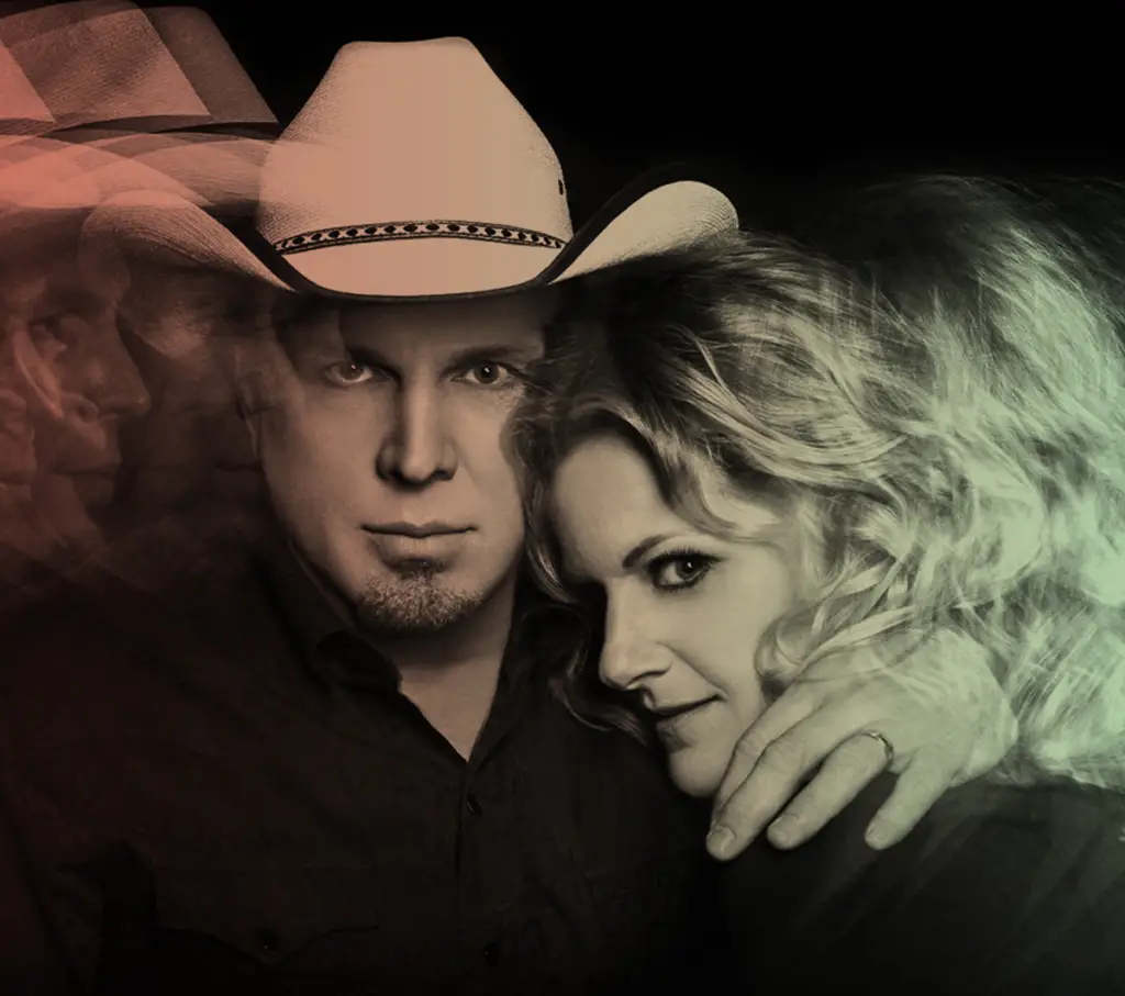 Garth Brooks Announces Opening Date for Friends in Low Places Bar(02)