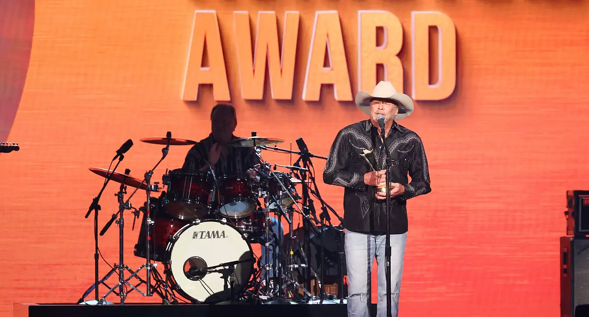 2025 ACM Awards: Alan Jackson Receives Inaugural Lifetime Achievement Award, Named After Him [WATCH]