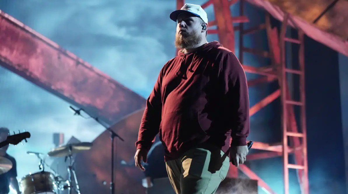 Luke Combs Cuts Back on Touring: 'We're Only Doing Festivals This Year'