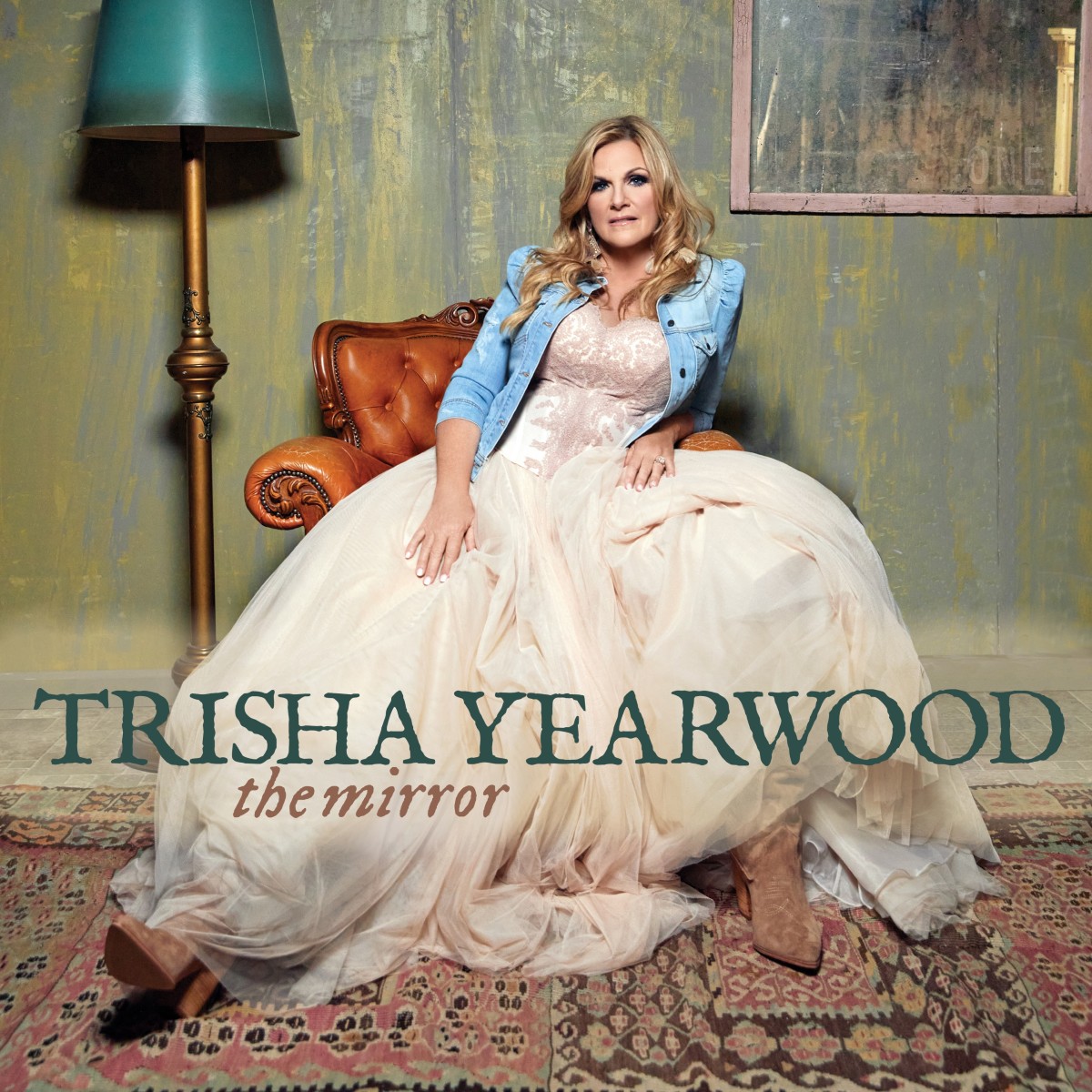 Trisha Yearwood Announces Monumental New Album, 'The Mirror'