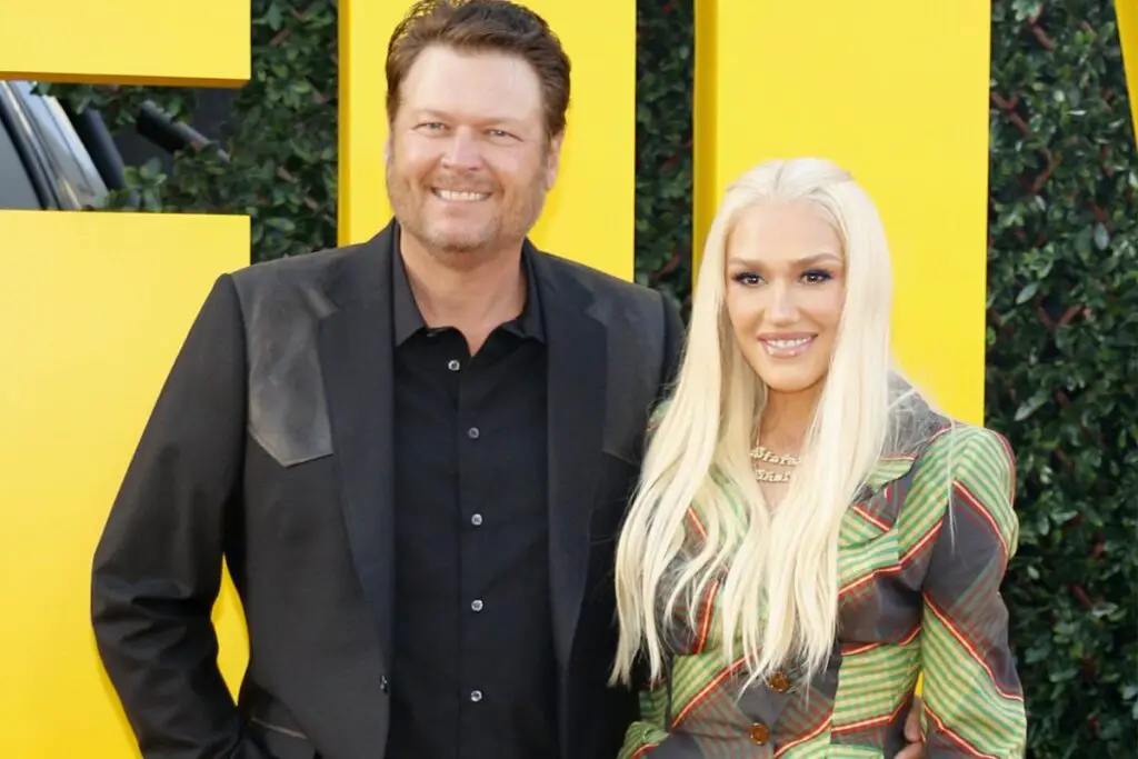 Gwen Stefani Celebrates Blake Shelton's Birthday 'My Everything'(02)