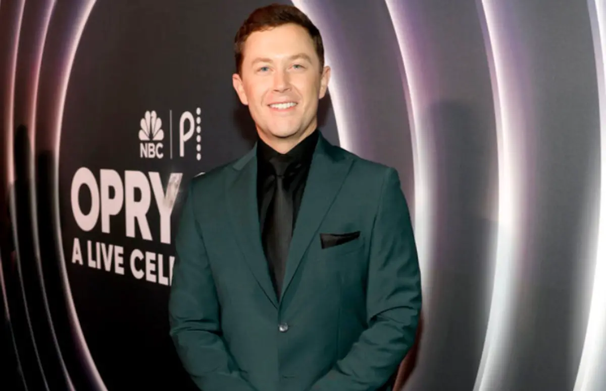 Scotty McCreery Is Releasing 'Seasons Change: Platinum Edition' As a Thank You to His Fans