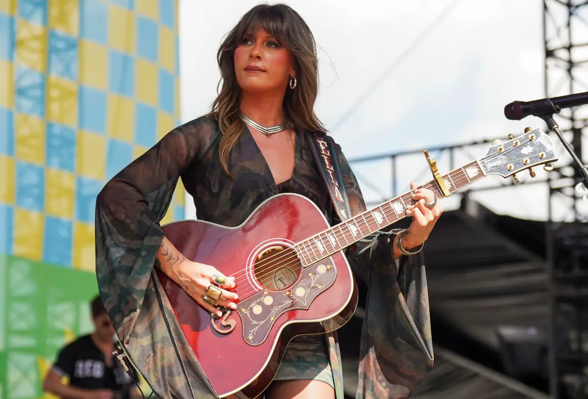 Ella Langley Says 'God Is Good' After Reaching New Career Milestone