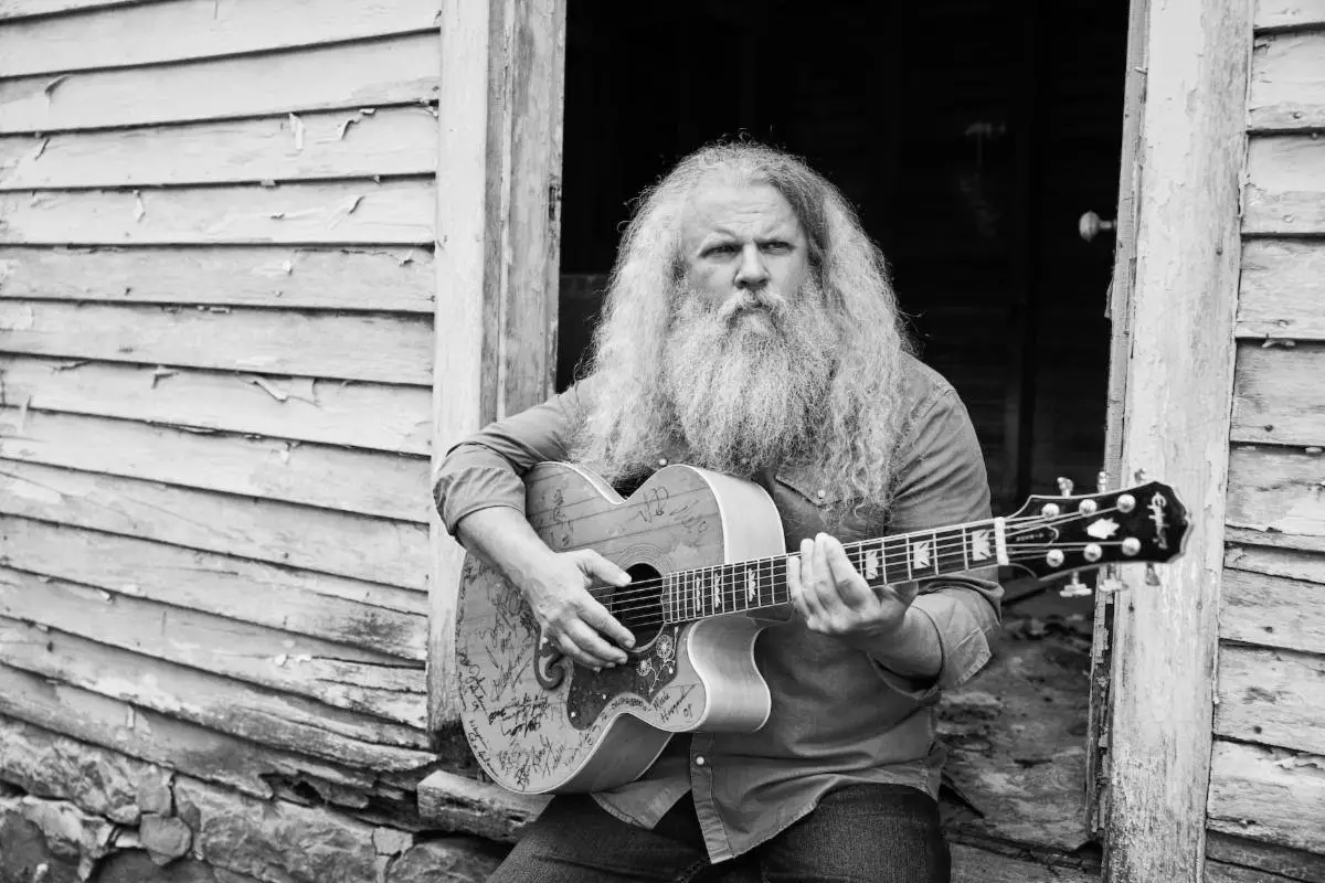 Jamey Johnson Shares the Story Behind 'Sober': 'It Was a Confession From Me'
