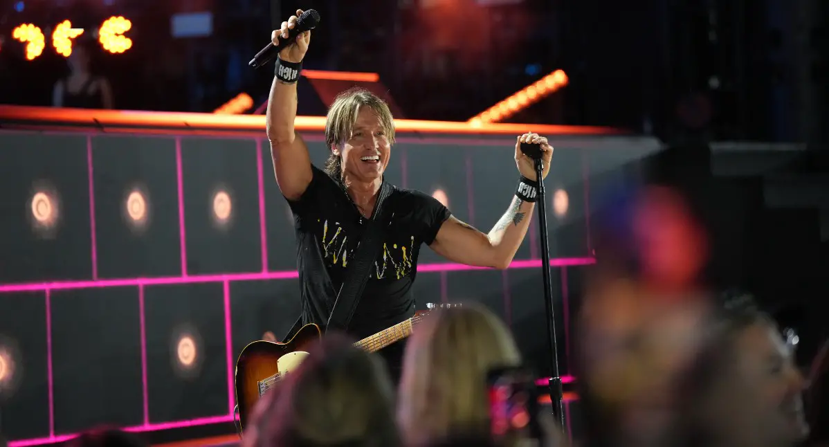 Keith Urban Reveals Why He Always Wants to Give His Fans 'The Greatest Night'