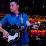 Scotty McCreery Posts Touching Tribute to His Late Grandmothers [WATCH]