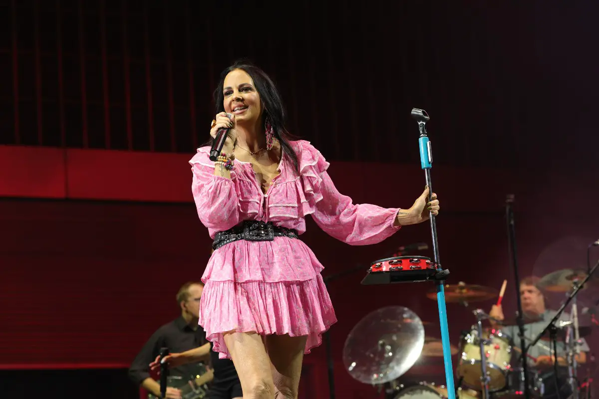 Sara Evans Is A Grandmother! Daughter Audrey Gives Birth to Baby Boy