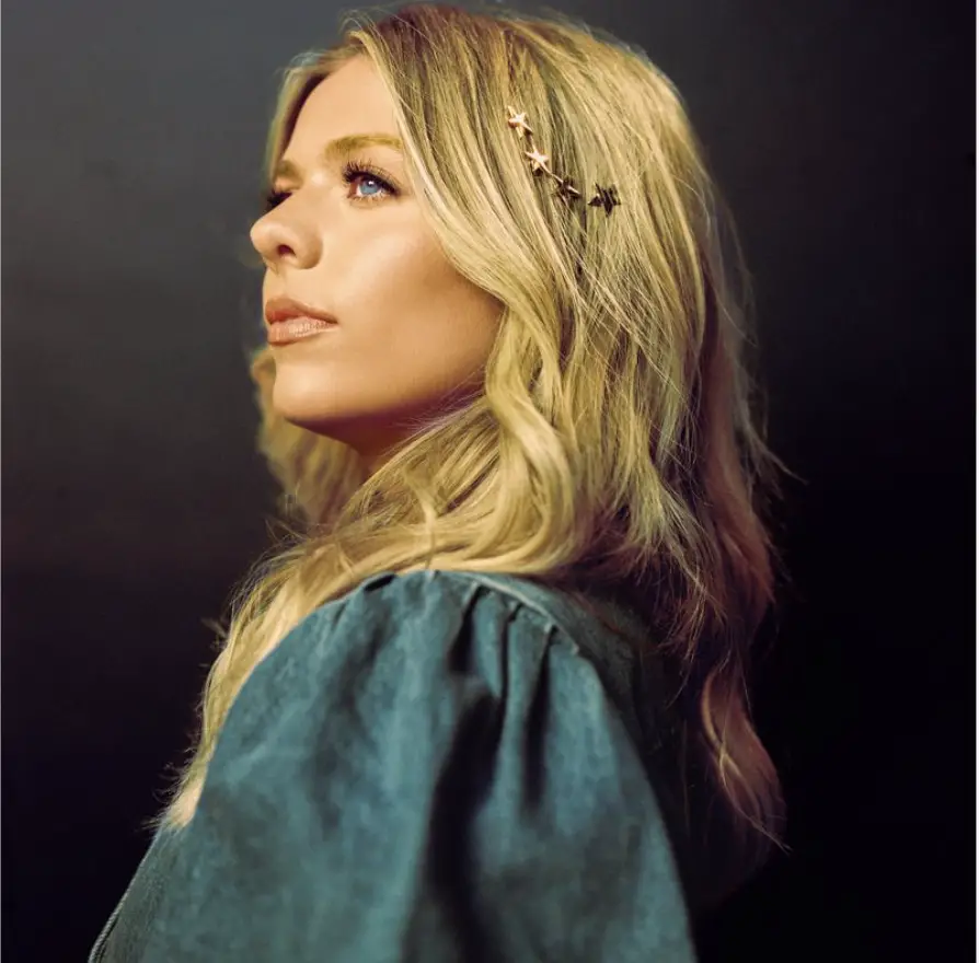 Anne Wilson Talks Authentic 'Coming of Age' New Album, 'Stars' [EXCLUSIVE]