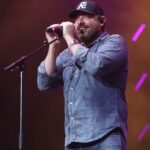 Chris Young Shares Emotional Story of Signing With New Record Label