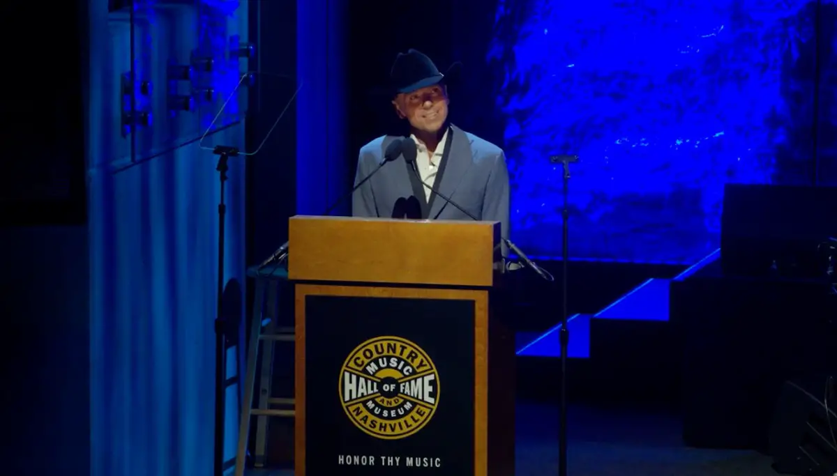 Kenny Chesney Is Inducted Into the Country Music Hall of Fame
