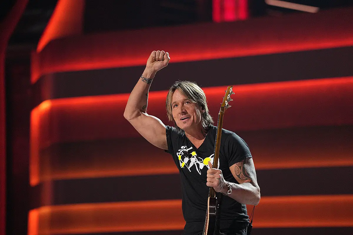 Keith Urban Recalls His 'Awesome' First Thanksgiving in America