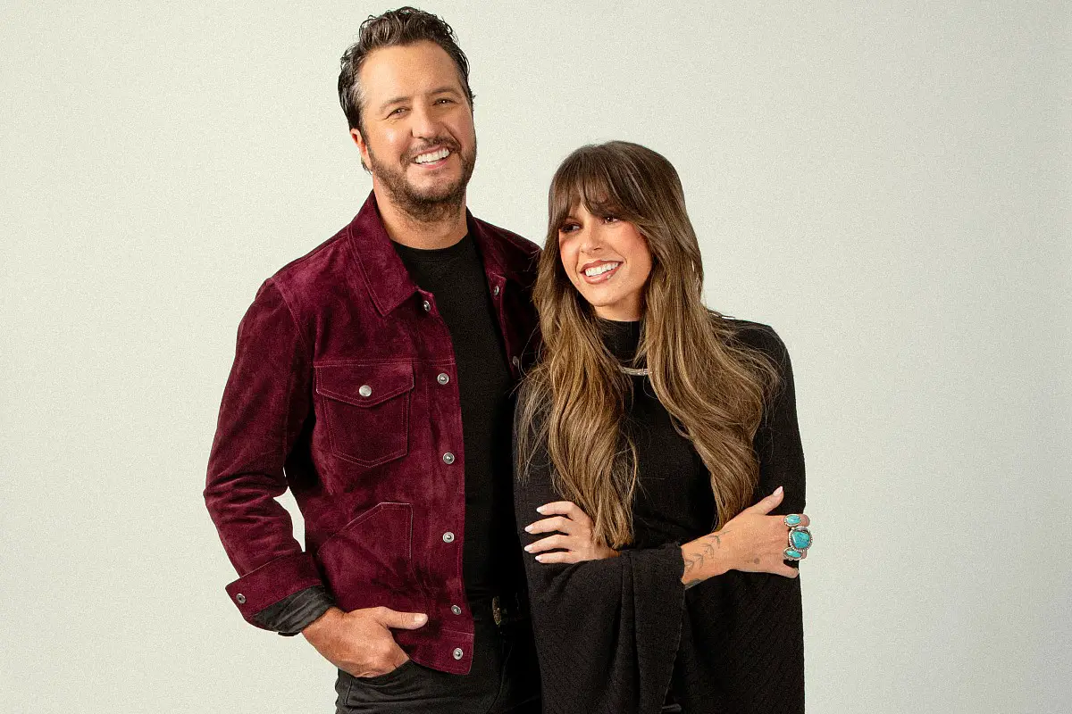 Luke Bryan Includes 'Winter Wonderland' With Ella Langley On New Christmas EP