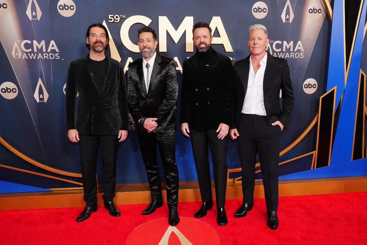 Old Dominion Praises Alexandra Kay Ahead of Overseas Tour Dates