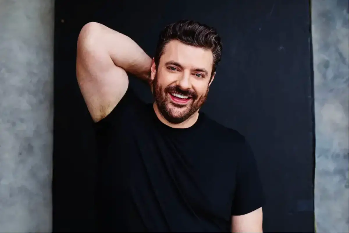 Chris Young Reveals Why He Wants to Be Just Like His Father