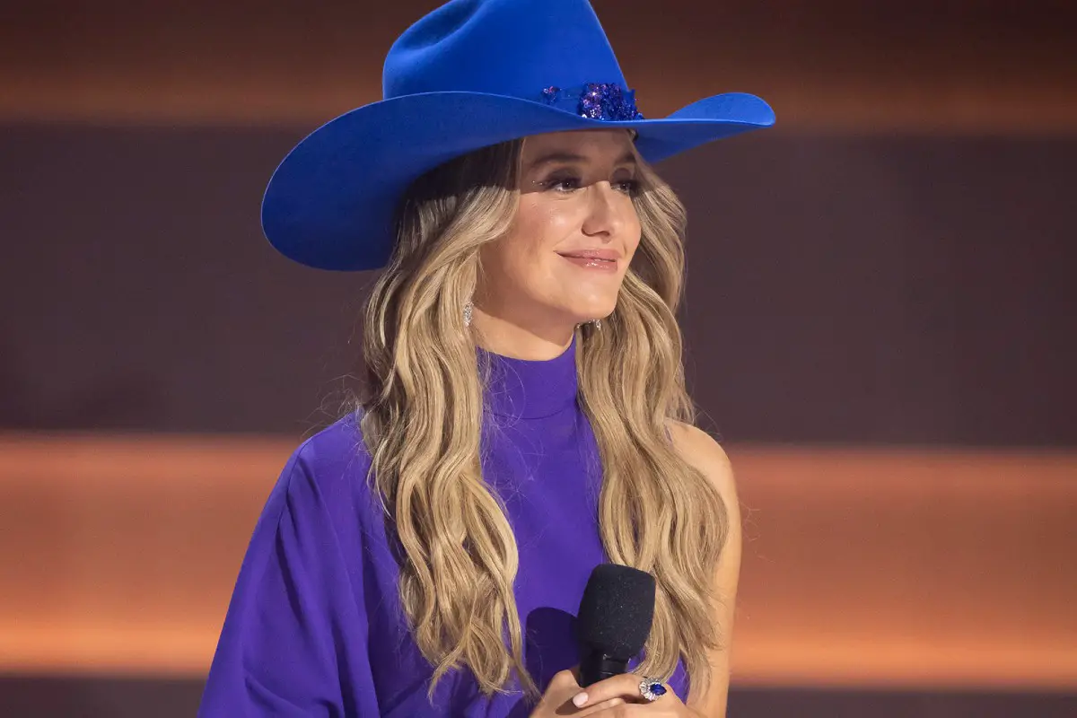 Lainey Wilson Shares Heartfelt Message On the Power of Perseverance
