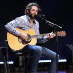 Thomas Rhett Drops 'Live From Fenway Park' EP