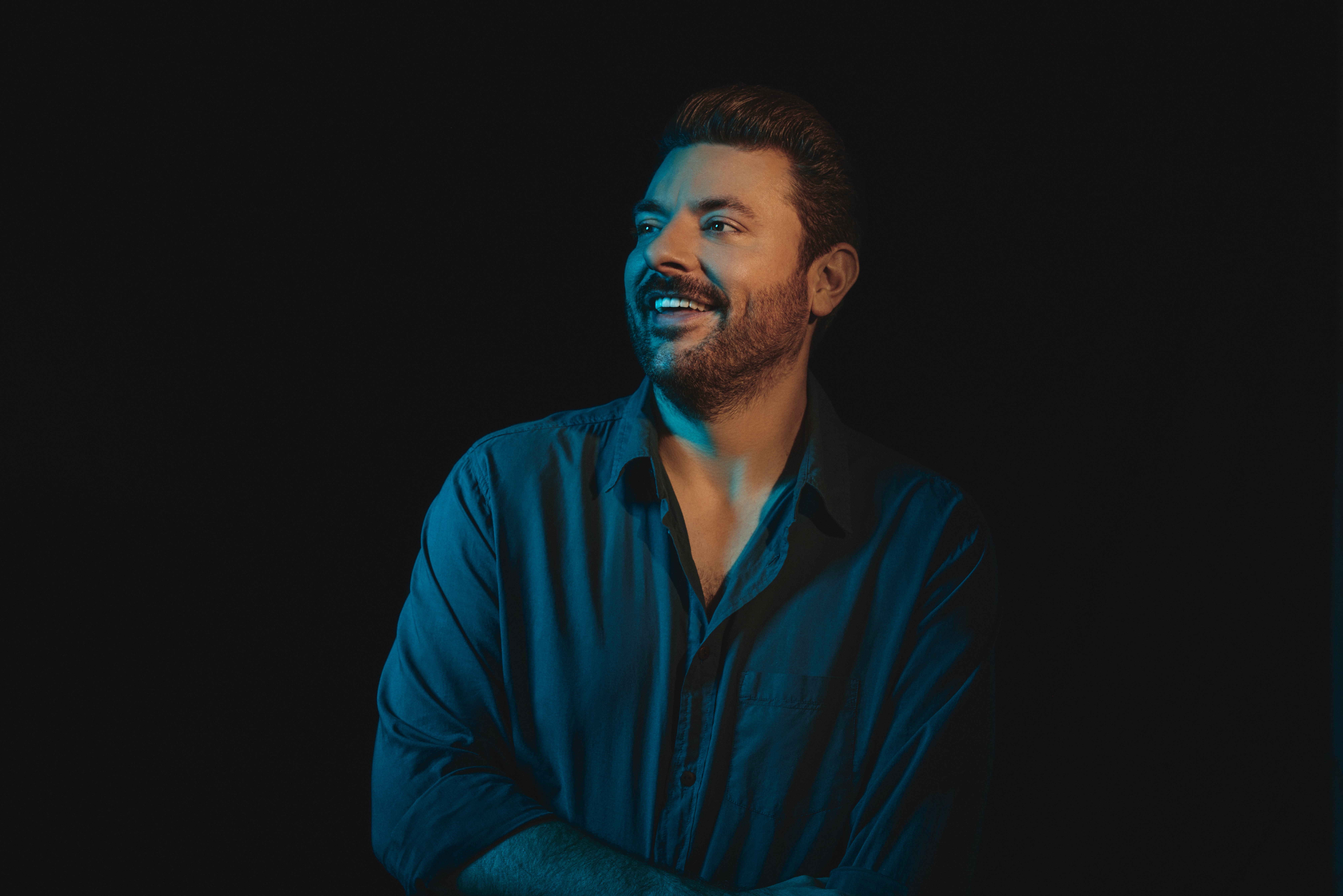 Chris Young Shares New Clip of 'Til the Last One Dies' Performance [WATCH]