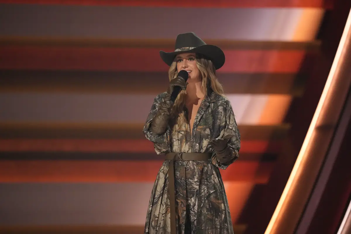 Lainey Wilson Talks New Music in 2026, After the Success of 'Whirlwind'