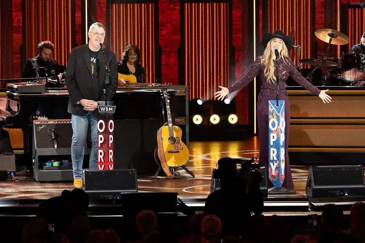 Lainey Wilson and Vince Gill Honor Dolly Parton With 'I Will Always Love You' Performance