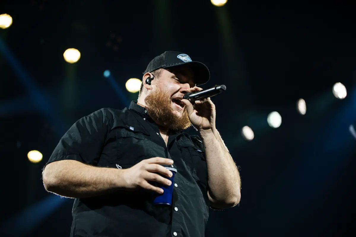 Luke Combs Shares Details Of His New 'The Way I Am' Album