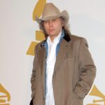 Dwight Yoakam Speaks Out After Harrowing Airplane Incident