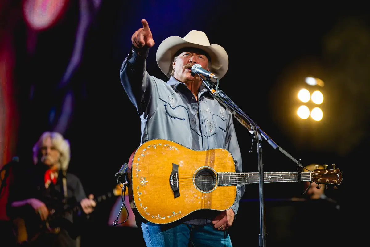 Alan Jackson Speaks Out About Performing His Final Show
