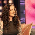 Ashley McBryde Talks Sobriety, Performs On 'The Kelly Clarkson Show' [WATCH]
