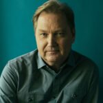 Steve Wariner Embraces Art, Launches His Own Solo Art Exhibit [EXCLUSIVE]